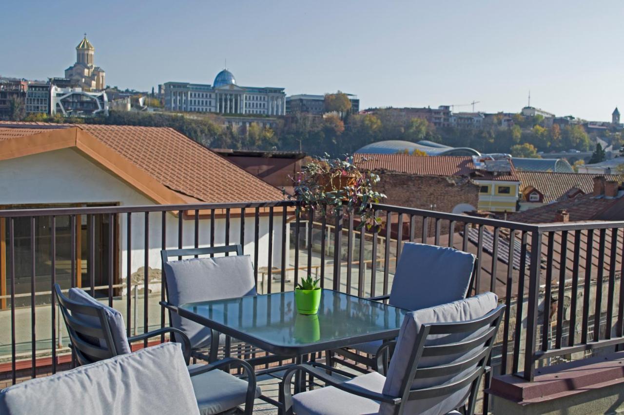 Green Inn Тбілісі Екстер'єр фото